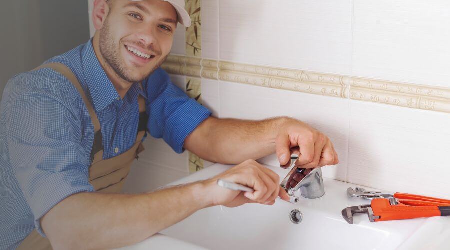 Professional sink repair in Carlisle, IA